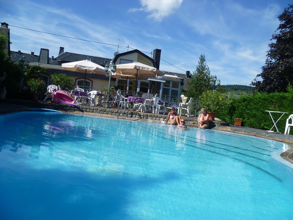 Pension-Elfi Maring-Noviand Extérieur photo
