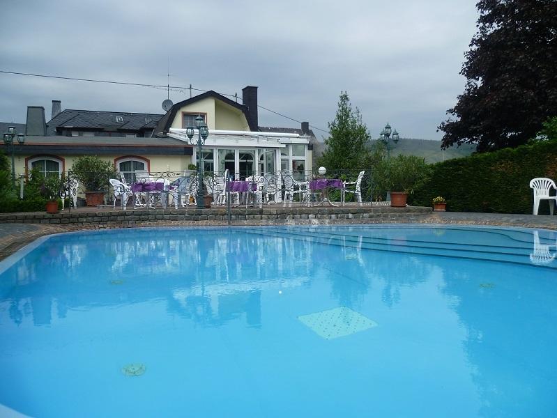 Pension-Elfi Maring-Noviand Extérieur photo