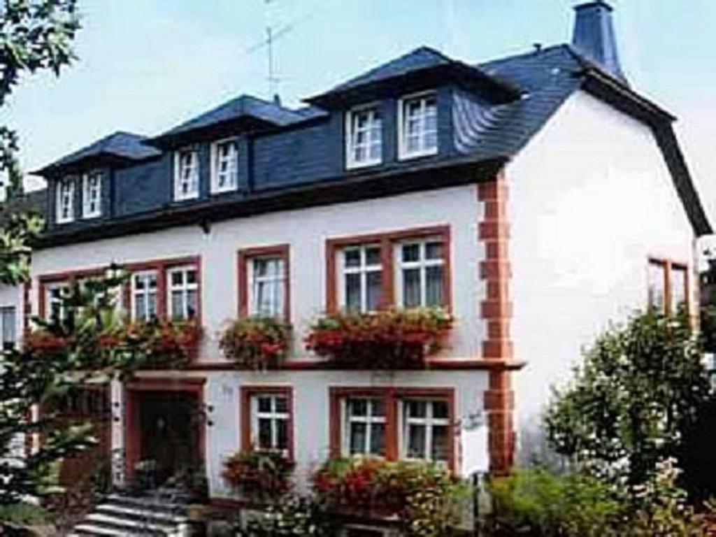Pension-Elfi Maring-Noviand Extérieur photo